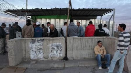 منع جميع العمال الفلسطينيين من دخول "عتصيون"